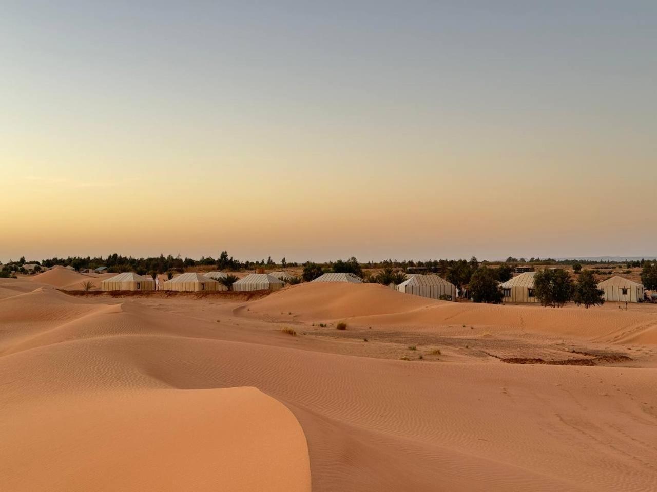 梅尔祖卡 Erg Chebbi Sahara Camp酒店 外观 照片